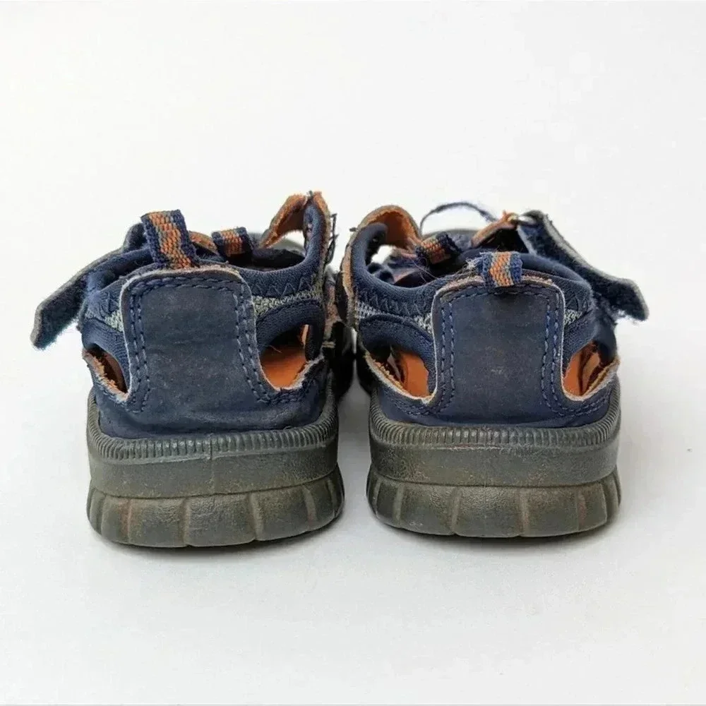 Oshkosh Bax-b Navy Water Shoes - 8